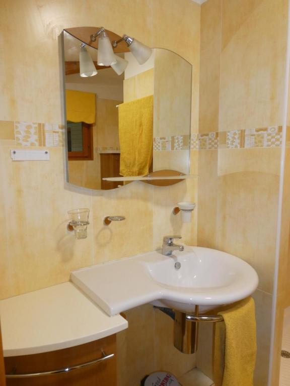 Chambre Le Mas D'Adelice Taulignan 외부 사진